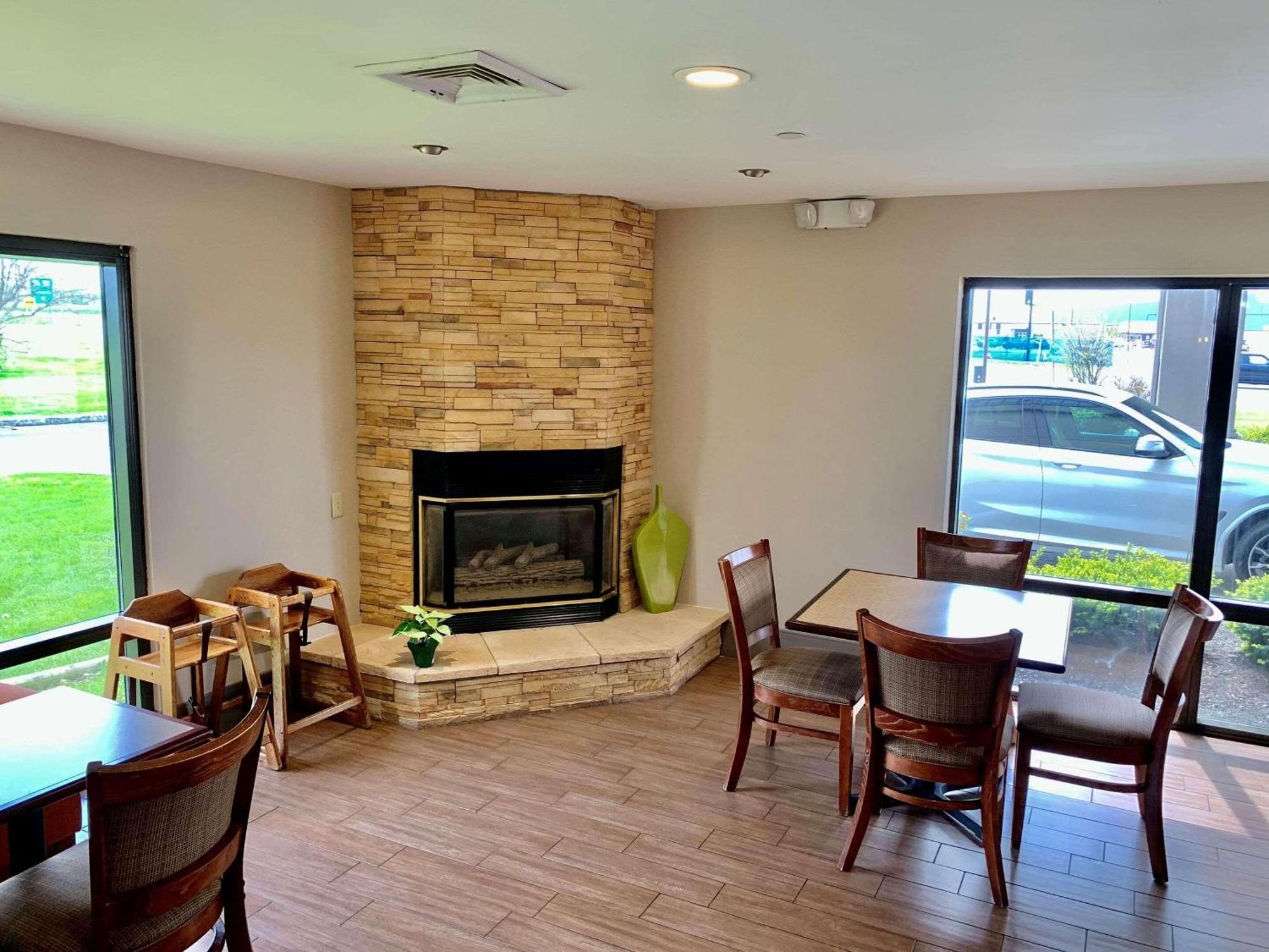 Country Inn & Suites By Radisson, Sandusky South, Oh Milan Extérieur photo